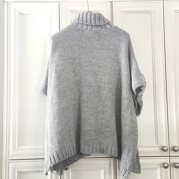 LOFT | Cable Knit Poncho - Picture 8 of 9